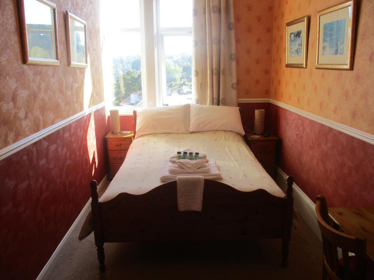 แอชวู้ด แกรนจ์ Bed & Breakfast ทอร์คิ ภายนอก รูปภาพ