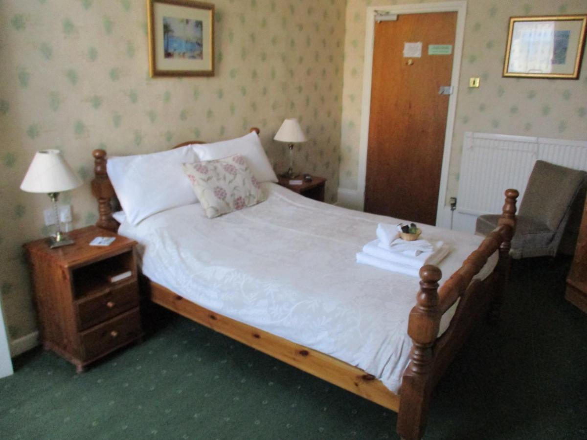แอชวู้ด แกรนจ์ Bed & Breakfast ทอร์คิ ภายนอก รูปภาพ