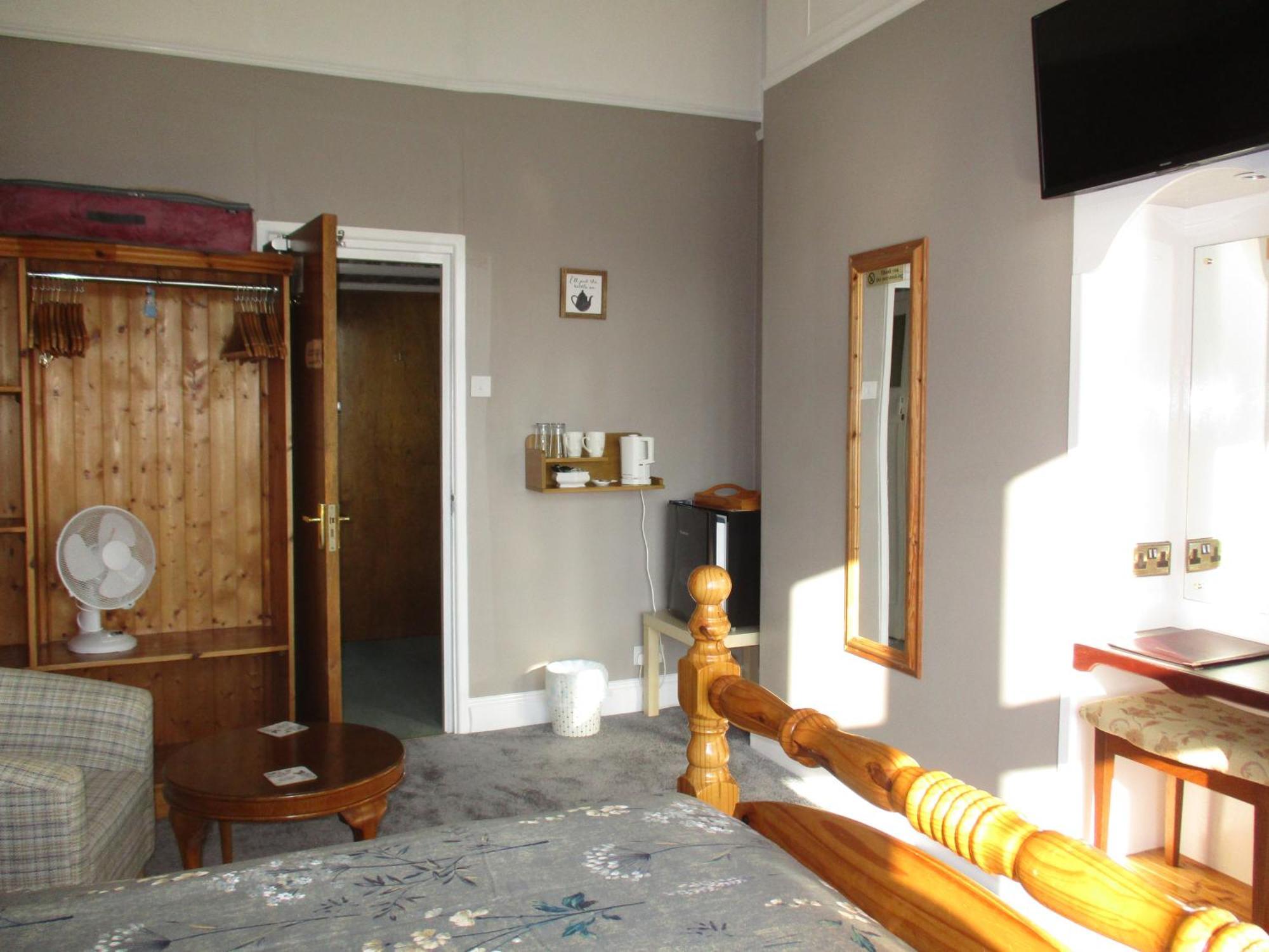 แอชวู้ด แกรนจ์ Bed & Breakfast ทอร์คิ ภายนอก รูปภาพ