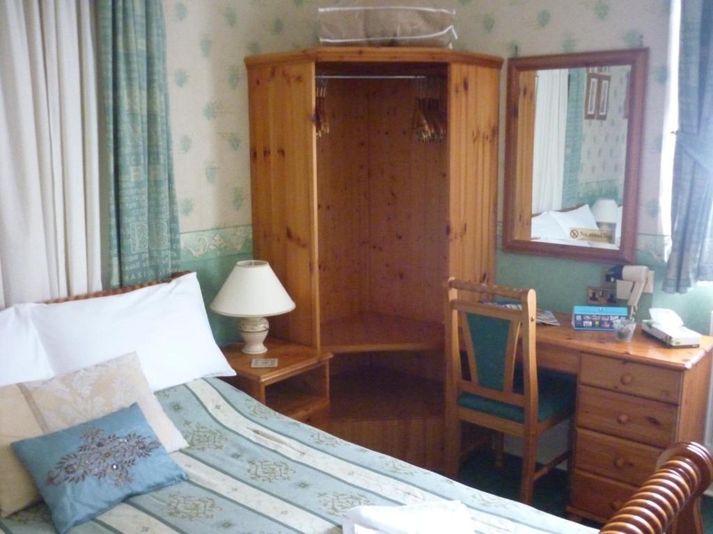 แอชวู้ด แกรนจ์ Bed & Breakfast ทอร์คิ ห้อง รูปภาพ